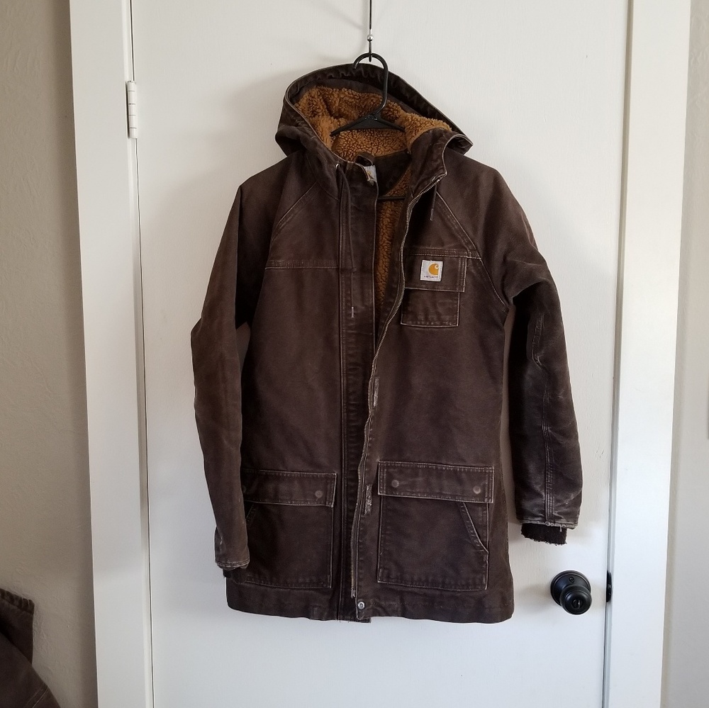 Wimen's sherpa-lined Carhartt jacket. Size small.